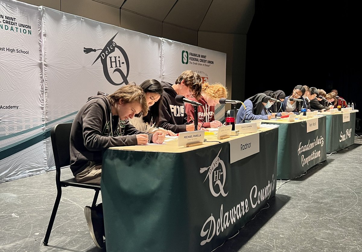 DelcoHiQ's tweet photo. Radnor took the win today in a close contest! Thank you to @SenCappelletti  for joining us today and congratulations to all three schools! @DCIU @FMFCUFoundation @FMFCU @RadnorTSD @WSSchools @_WilliamPennSD https://t.co/FO8ZcsZpxj