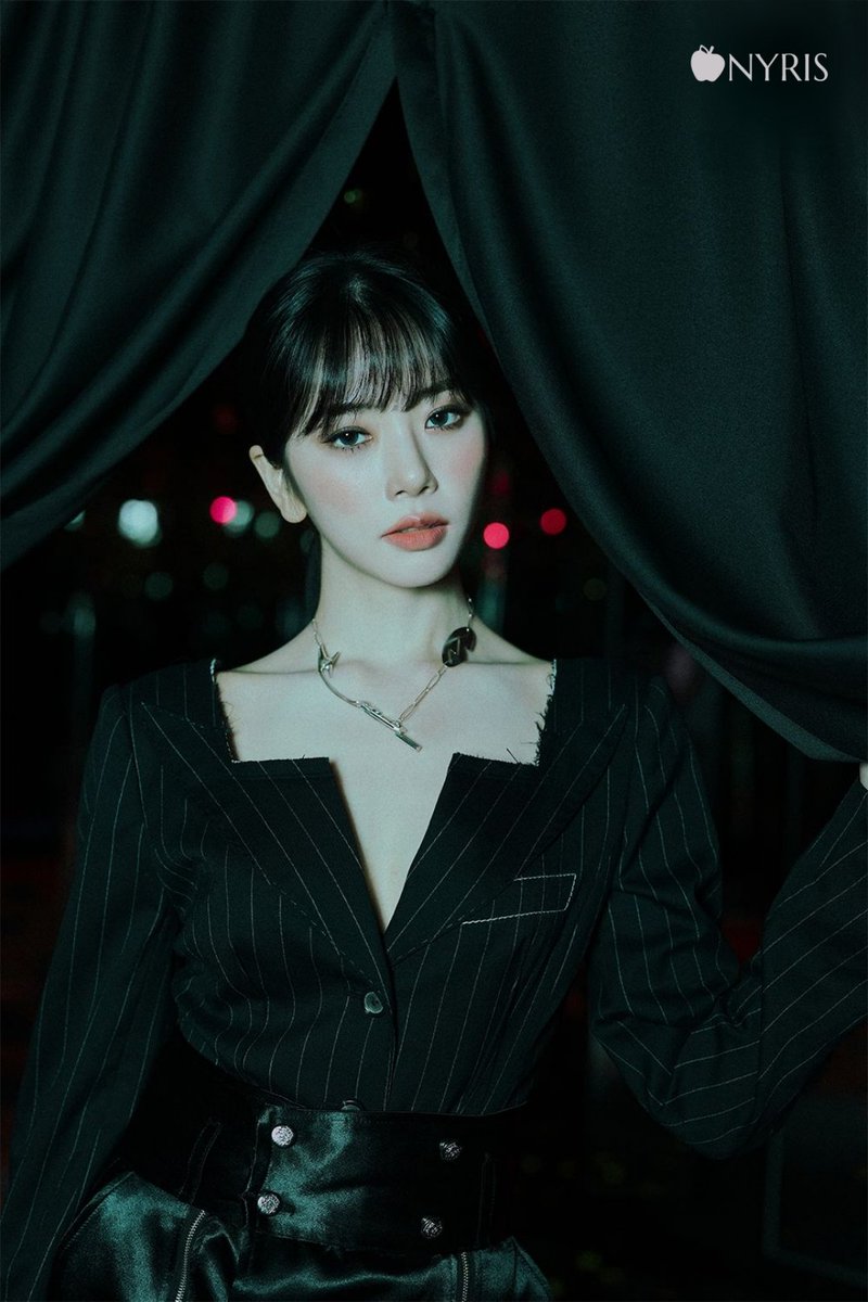 ONYRIS [APPLE OF DISCORD] 
1st mini album

TSUKKI Teaser Photo #3

07.01.2023 00:00 KST

#TSUKKI #ONYRIS #AOD #APPLE_OF_DISCORD