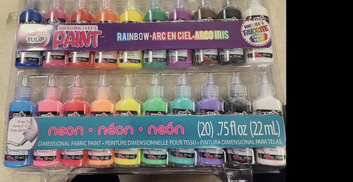 TDSB_EDP's tweet image. Today Broadacres EDP students engaged in a conversation as they decorated these gloves. One student said to the other, “we are designers, we have custom made our own gloves with acrylic paints...” #teamwork #promotingcreativity #problemsolving