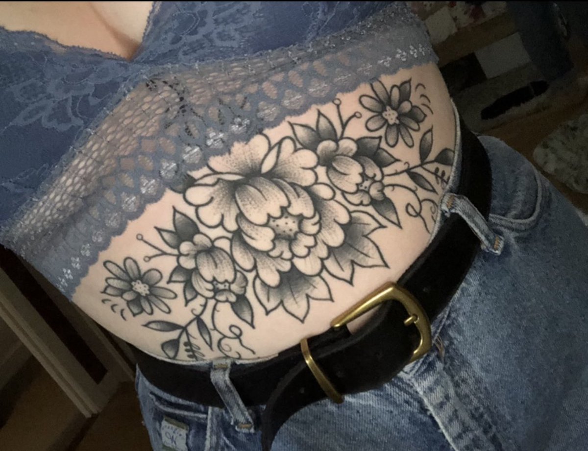 inkedvixenxxx's tweet photo. Click the link to request worn items of clothing or my recent item my favourite thong
https://t.co/WxaxXRQjpl
#sofiagray #wornthong #daddysgirl #bdsm #inkedvixen #underwearcollection https://t.co/ANbZiRhKgm