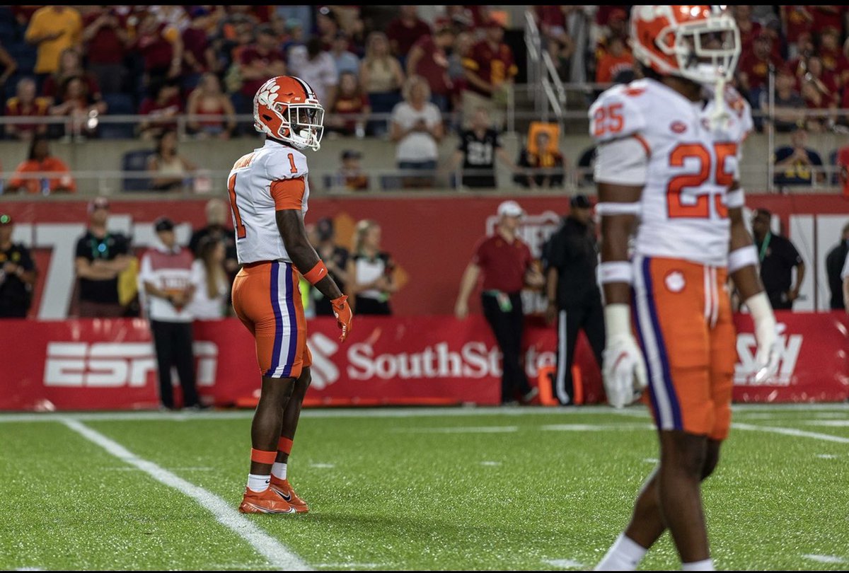 Andrewmukuba2's tweet image. RUN IT BACK!! Let’s go brother #GBG🎸