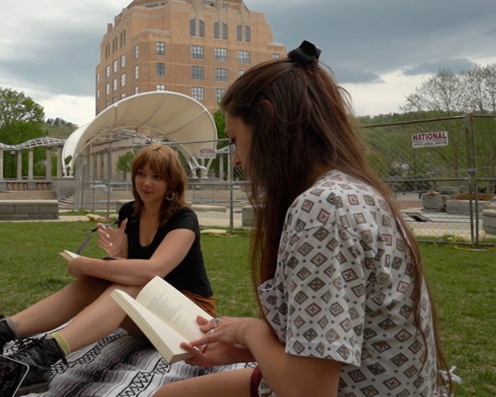 FamHelp's tweet image. Foundations Asheville helps to create successful moments for young adults in incremental ways to show them they are capable. They are able to take small steps and build upon these steps in a supportive environment.

#SuccessfulMoments