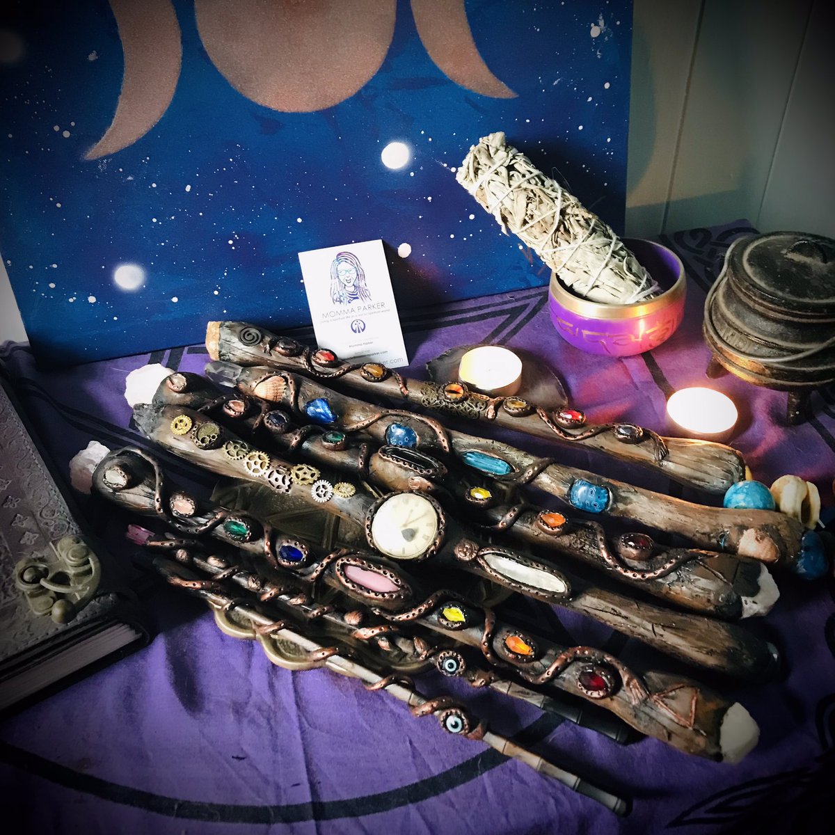 It’s all about the handmade wands here at Momma’s kitchen table. All totally unique and I do commissions too #lovemomma #MHHSBD #handmade 
mommaparker.com