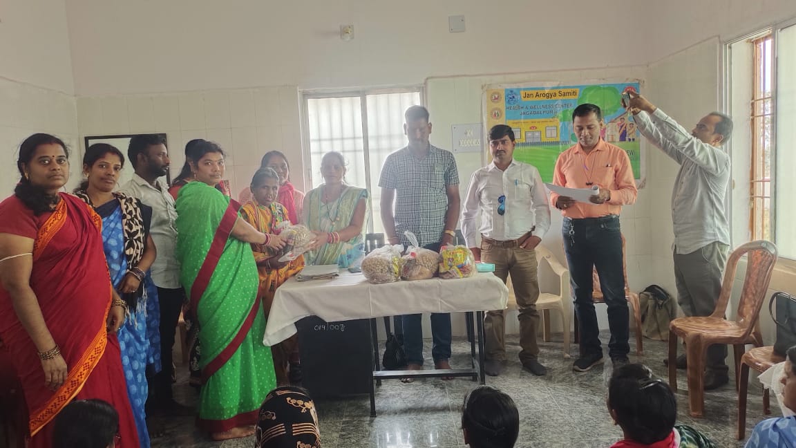 dtoganjam's tweet photo. Kukudakhandi Block distrubute the Nutritional kit to TB Patients by Nikshay Mitra under the PMTBMBA programme ...
#TB HAREGA DESH JITEGA.
#IT IS TIME TO END TB.
#tbcindia.gov.in https://t.co/VSZGSPm59T