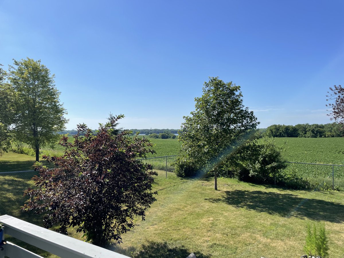 SGB7ashes's tweet photo. Sons house in Minnesota Jan 23 and July 22 #properseasons https://t.co/s19RpRrQKM