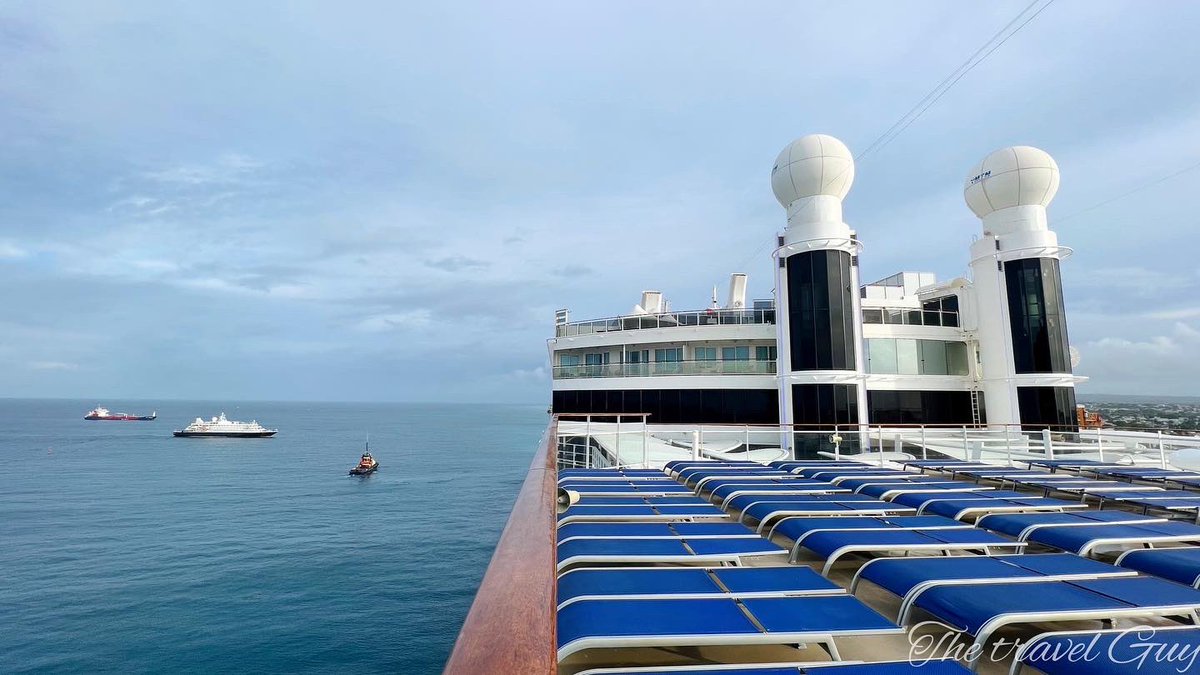 Norwegian Epic arriving this morning to Barbados 🇧🇧 

Have you visited Barbados before? 🤔

#NorwegianEpic #Cruise