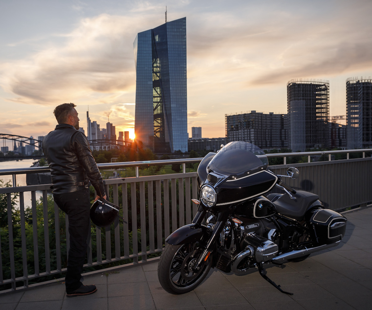 BMW NA released motorcycle sales figures for Q4 &amp; full year 2022 - bmwownersnews.com/2023/01/bmw-mo… #makelifearide <a href="/BMWUSAnews/">BMWUSA News</a> <a href="/BMWMotorrad/">BMWMotorrad</a> <a href="/BMWMotorradUSA/">bmwmotorradusa</a>  (R 18 Transcon for attention! #r18transcontinental #bmwr18)