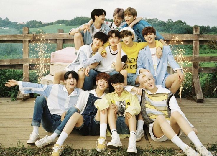 dohyonieeeex's tweet photo. It's been 3 years our butterflies, but I will never get tired of saying you deserve better. Thank you for making me happy back then, in that 5 months I will never let my memories fade with you even many years will pass. Still you @x1official101 🦋

#X1_OurHome
#OneitStillHere https://t.co/YXX69UVmyj