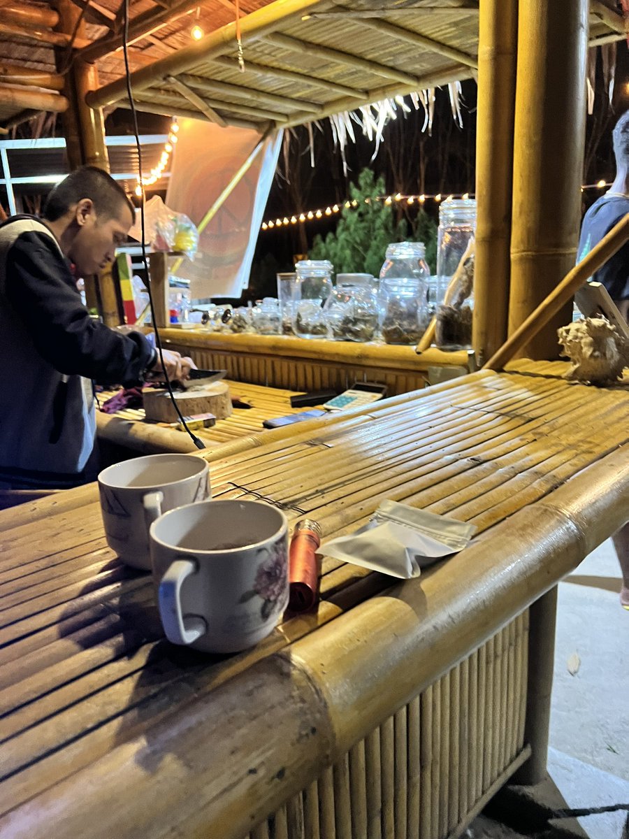 Current vibe: exuberance with a touch of sativa 🥦🤌🏼 can we see some 🥦s in the comments? 4️⃣2️⃣0️⃣