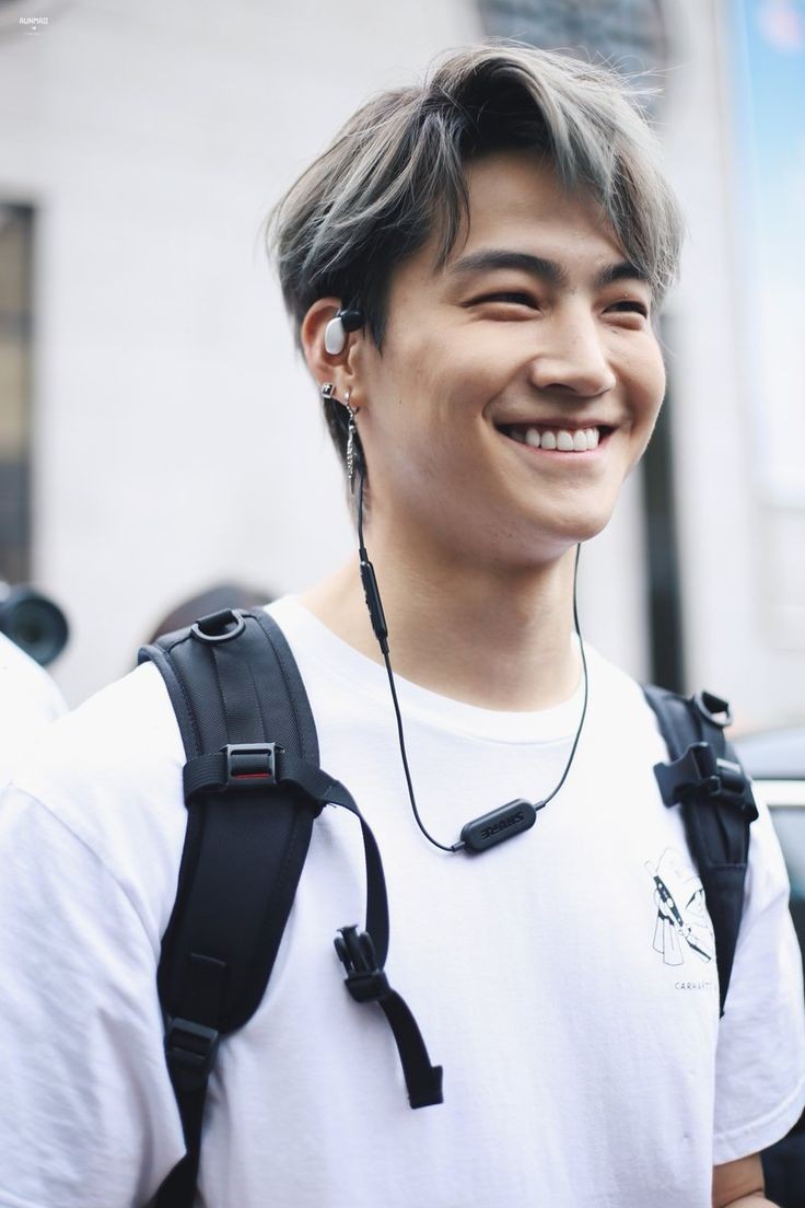 chikabird26's tweet photo. HAPPY BIRTHDAY THE BEST LEADER AGHASE WISHED MUCH LOVE IN THIS DAY 😍😍😘😘😍😘😘😍😘😘😍😘😘🎂🎉🎂🎂🎂🎂🎉🎉🎂🎊🎂 @jaybnow_hr #happyjbday https://t.co/vhr47Xr0zs