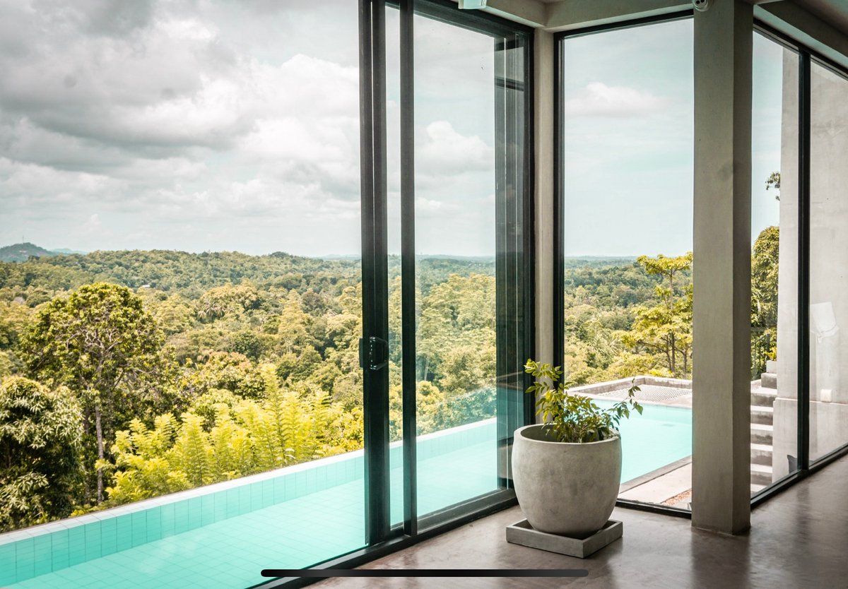 LankaProperty1's tweet photo. SUPER LUXURY VILLA FOR SALE 
PROPERTY ID63
#lankapropertyone #house #houseforsale #Realtor #homesforsale #realestate #property #forsale #luxuryhomes #luxuryrealestate #luxury #newlisting #justlisted #dreamhome #srilanka #southern #beach #lankaproperties #galle #realestate #Villa https://t.co/kTM8wGDQeN