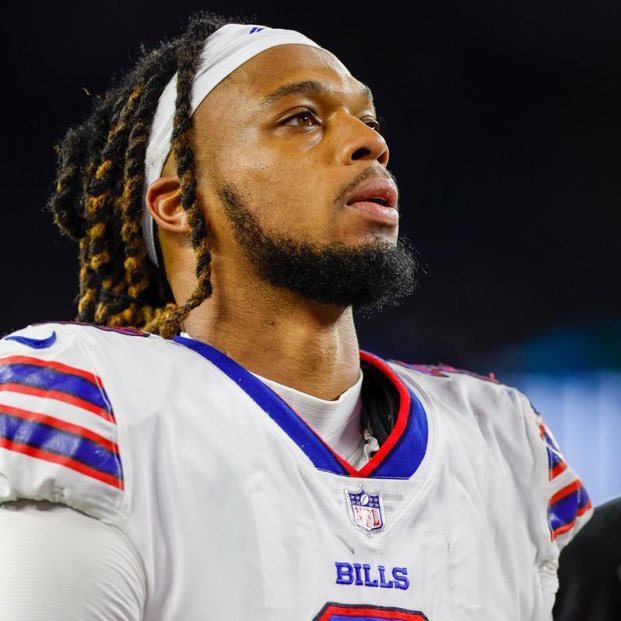 PFF (@pff) on Twitter photo Damar Hamlin opened his eyes last night and is responsive. He has been gripping the hands of those close to him, per <a href="/RapSheet/">Ian Rapoport</a>
Amazing to hear. Damar Hamlin opened his eyes last night and is responsive. He has been gripping the hands of those close to him, per <a href="/RapSheet/">Ian Rapoport</a>
Amazing to hear.