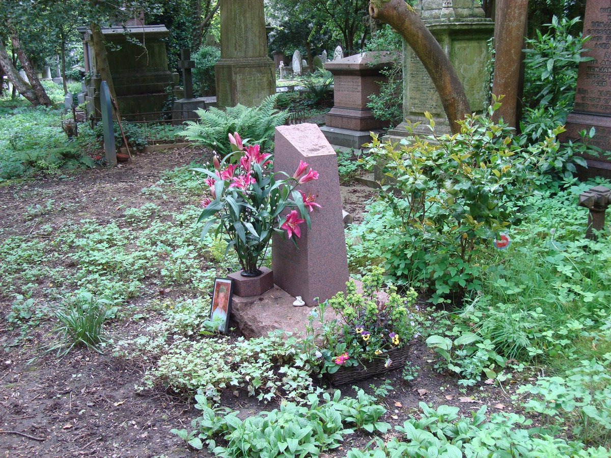 popsyosh34's tweet image. Alexander Valterovich "Sasha" Litvinenko's Grave
#Highgate