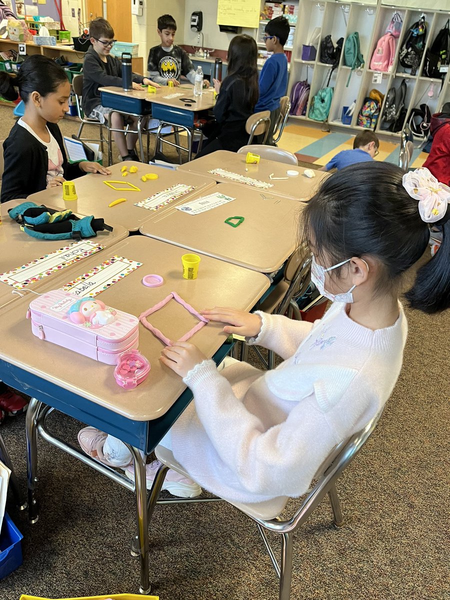 Caitlin McCommons tweet media