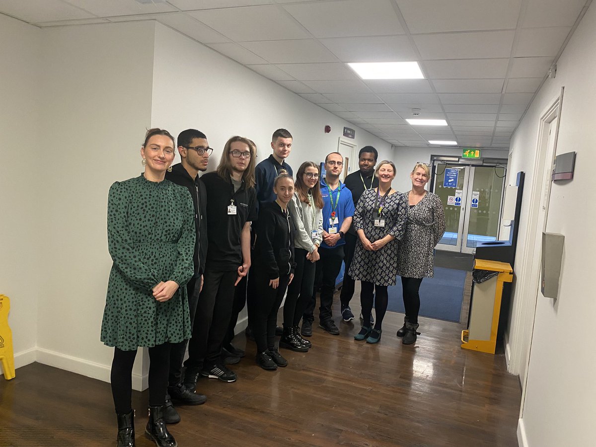 Lovely having the Salford Royal Internship Champion Diane visit interns today. Thank you for the support Diane. Interns are all set and looking forward to changing to their second placements this month 🥳
