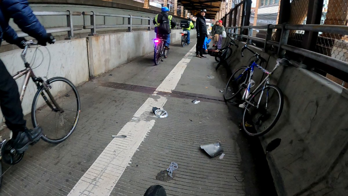 rob_bellinger's tweet image. Another crash with injuries on #MoreSpaceQBB this morning. Looks like there may be moped parts on the ground.

@NYC_DOT and @NYCMayor could make this safer tomorrow, but they don't.

#bikenyc