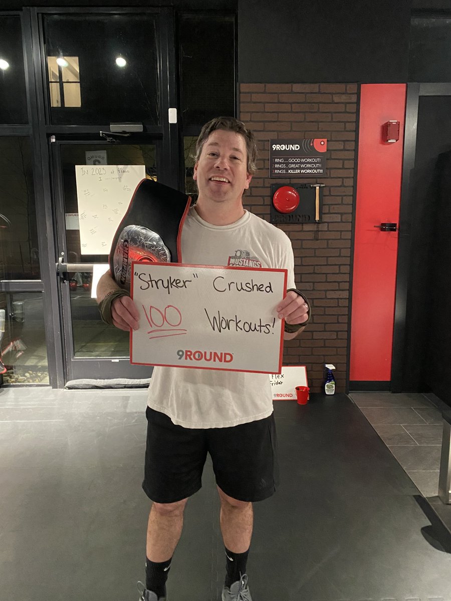 9Round1stAve's tweet image. Woo hoo starting the year with another 💯 Workouts! Congratulations to Clint aka “Stryker” on hitting this awesome milestone! 🥊🥊

#9round #9roundnation #100workouts #milestoneworkout #Kickboxing #strikehardstrikefast #iowacityarea #whatsyourfightername