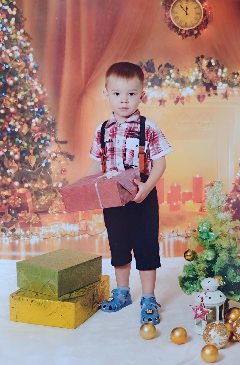 Happy New Year, #NFTFam!!!
I have such family holidays,we play with the children,watch TV shows,cook goodies...and today is the youngest son's birthday,three years old🥳🥳🥳
#NewYear #2023NewYear #birthday #NFTCommunity