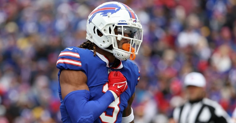 Sidelines_SN's tweet photo. Per @FoxNews, Damar Hamlin's teammate Kaiir Elam tweeted:

"Our boy is doing better, awake and showing more signs of improvement....Thank you God. Keep the prayers coming please. All love 3!"

The Bills stated that Hamlin remains neurologically intact

Nothing short of a miracle! https://t.co/1hWoGg3OMP
