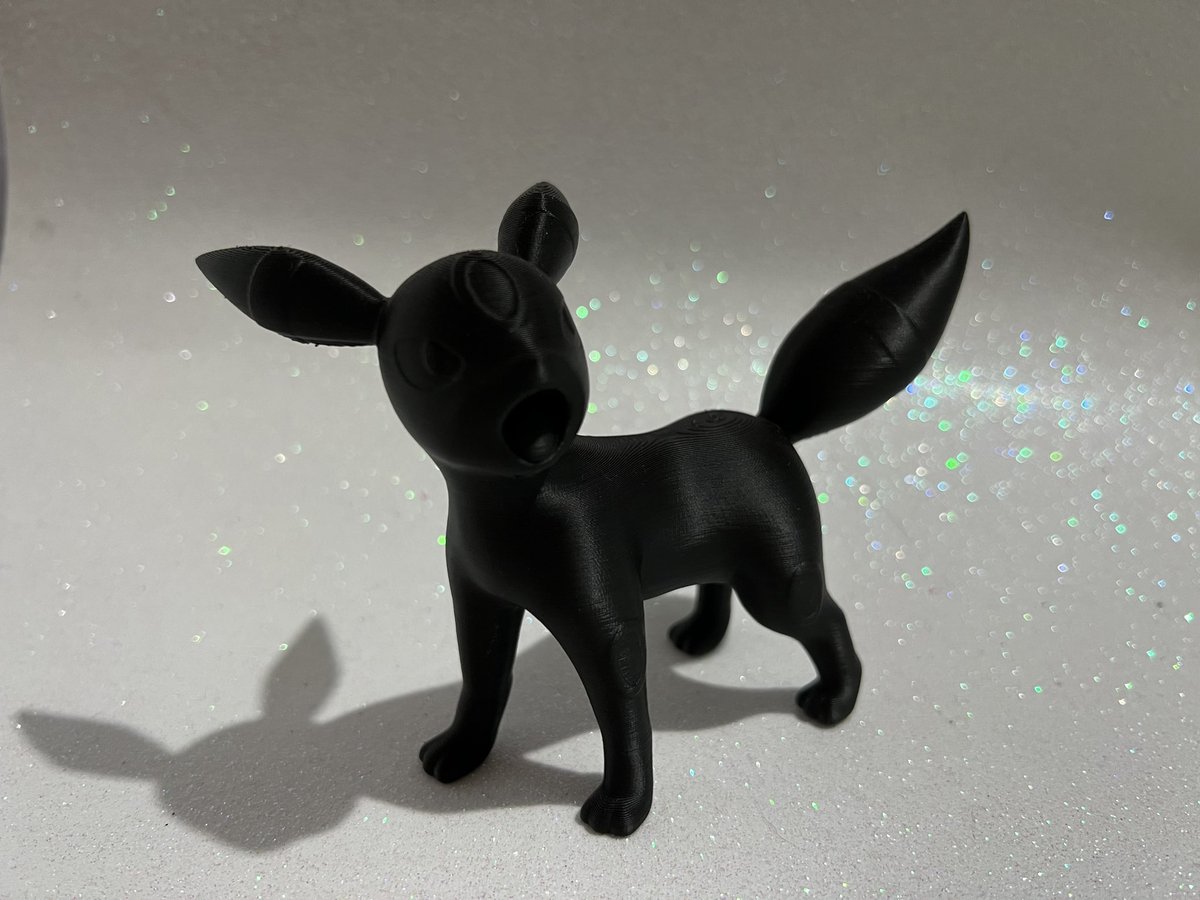 PrintyStar_'s tweet photo. Umbreon de premio para @Rayto_Ragnarok y @RikuZala por ganar la @RouteCup !
Me encanta aportar un granito de arena en estos torneos 🥰 https://t.co/I4eod0ndwA