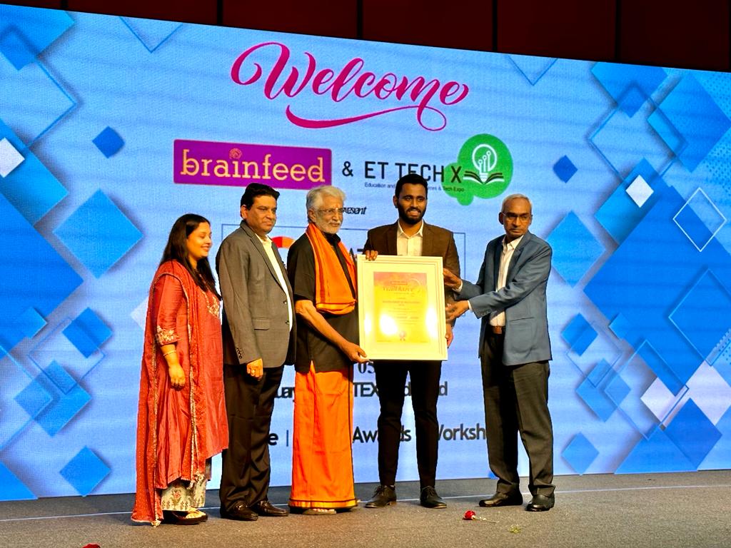 Vivek Dasari representing Vikash in a panel discussion on the role of Artificial Intelligence and Data in enhancing education” organised by Brainfeed magazine India  at an event held at Hyderabad.