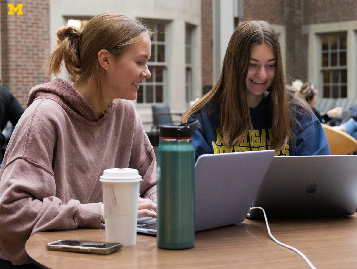 UMich's tweet photo. All smiles being back ho〽️e. https://t.co/KtXrM7YKpT