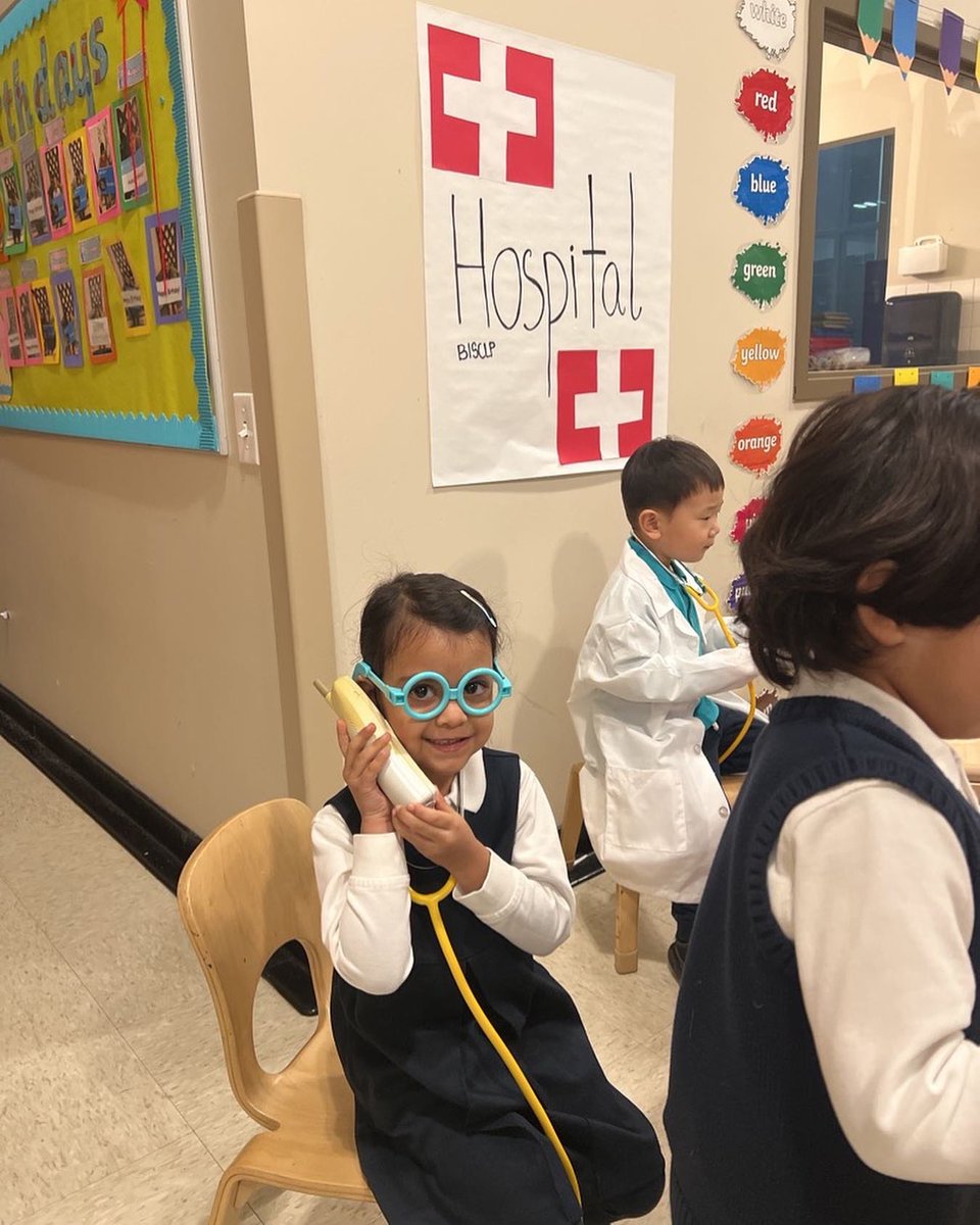 Many people don’t know this, but #BISCLP has a highly skilled and friendly team of “doctors” on staff ready to treat any boo-boos or issues that arise during the school day.😉🩺#createyourfuture #nursery
#earlyyears #chicagoparent #LincolnParkSchool <a href="/NAEducation/">Nord Anglia Education</a>