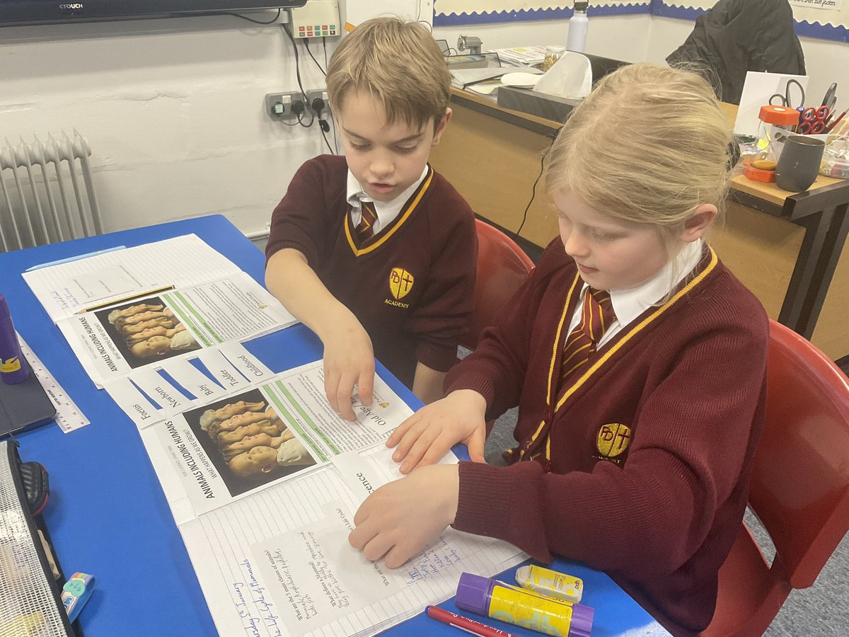 PDA_Y5's tweet image. In Science, we have started our new unit on ‘Animals including Humans’. Today we began by learning the life cycle of humans! We discussed what happens at each stage and how we grow and develop! #pdascience 👍🏼