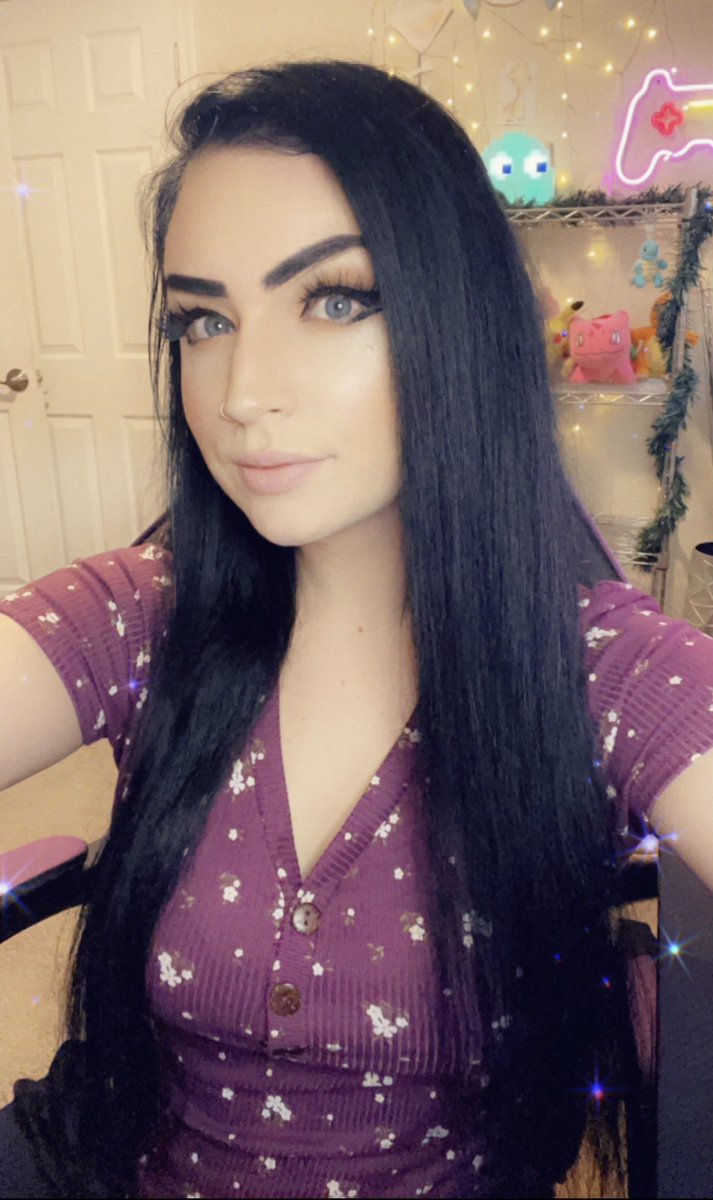 Hiiiii! I’m live now on twitch with DBD and it would mean a lot if you came by to say hello!☺️ twitch.tv/xitstayy

#ShirtMySurvivor #intothefog #dbd #DeadbyDaylight