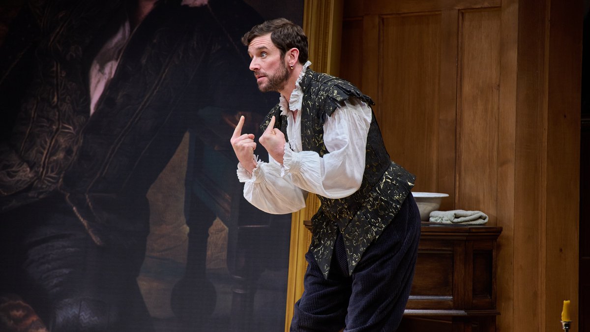 michaelurie's tweet photo. I've recovered from the plague and will be back in #JANEANGER tonight at @ShakespeareinDC! Massive thank you to Bowen Fox for killing it as Will the last 3 shows & to the incredible Covid Safety Mngmt Team @ STC. 5 shows left, only a few tickets remain! Come get em! link in bio https://t.co/gFUF4NUXLI