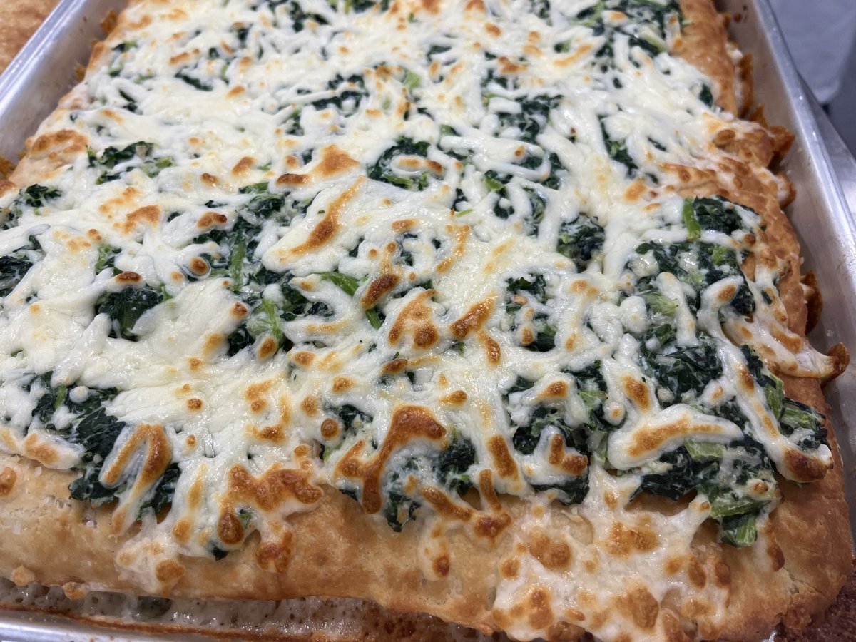 iveywe's tweet photo. My advanced culinary students made focaccia pizzas today! I am so proud of them! https://t.co/RGmAea1Lpm