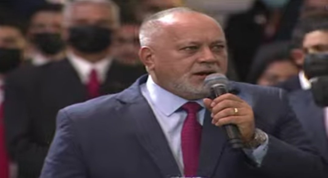 PartidoPSUV's tweet photo. Dip. Diosdado Cabello: Hoy la Asamblea Nacional es un poder constituido y habla por sí solo. Si alguien tiene que entenderse con el Poder Legislativo de este país, tiene que venir para acá, este es el escenario político. 

@dcabellor
#AñoLegislativo2023 https://t.co/LUamsedDms