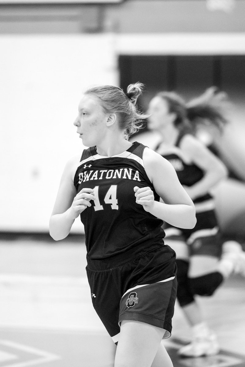 espy_adventures's tweet photo. Link below has three new galleries for Owatonna Girls Basketball Photos. https://t.co/a1qtUgqYJw   @OwaGirlsBBall @MorganFisher35 https://t.co/pWyfvZoaG7
