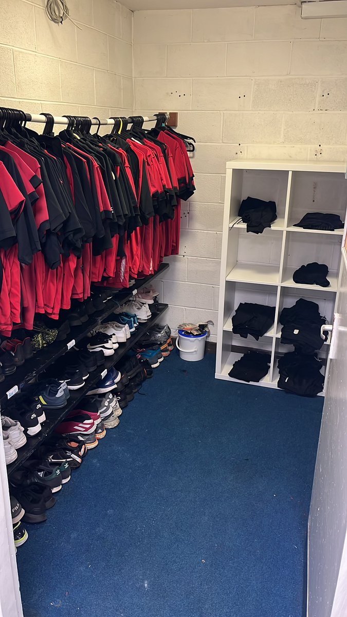 Mr Kelly PE tweet media