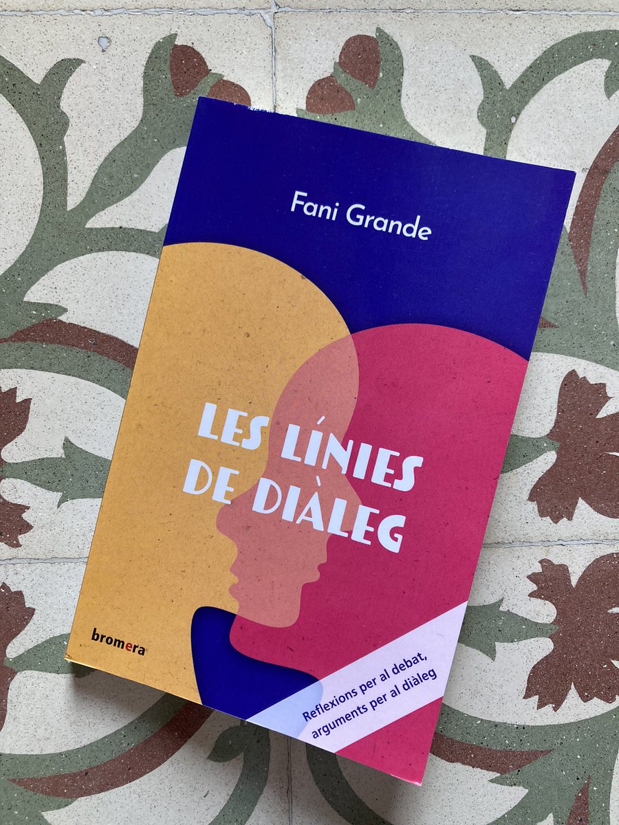 AndreuSenti's tweet photo. #Lectures2022 Un recull d’articles originals sobre diversos temes de la nostra societat que ens haurien de fer pensar. Ideal per a dur-los a l’aula i reflexionar, debatre. Gràcies @fanigrande 😍😍 https://t.co/qceJTn8uFL