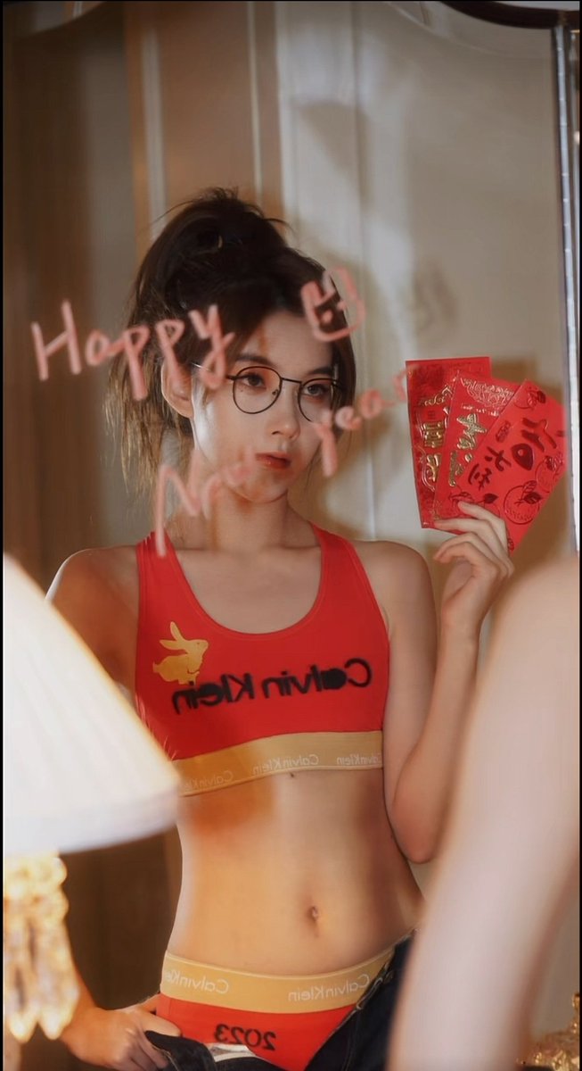 sakura10003994's tweet photo. @eyvyueguang 抖音徐十七 https://t.co/pvYFDA0FCc