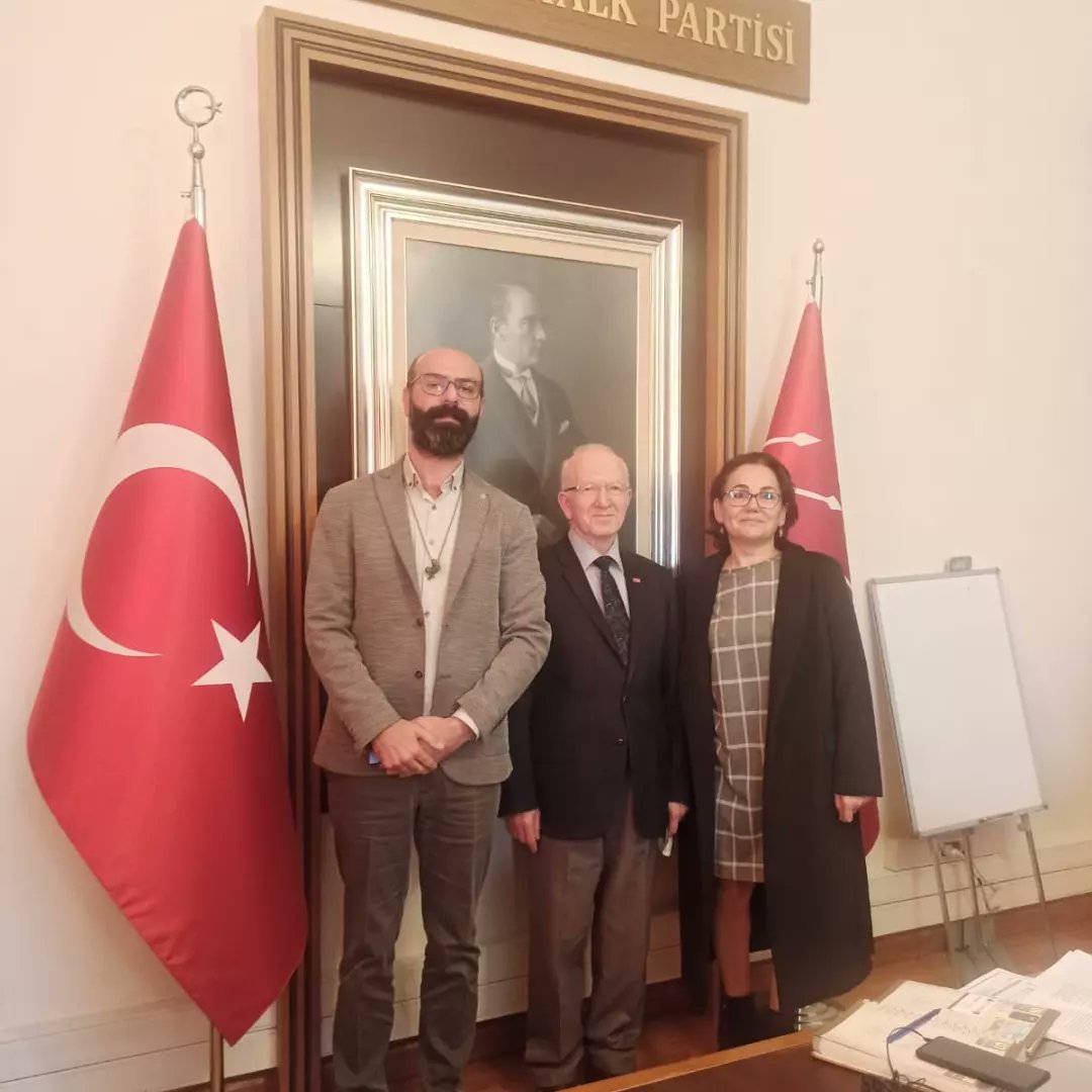 asimsengnlmrk's tweet photo. %2 barajı yıkılacak!
#asimsen
#MemurlarTekSes
#SendikaBarajıYıkılacak
https://t.co/RXEaCbToqF https://t.co/RzextCEPIV