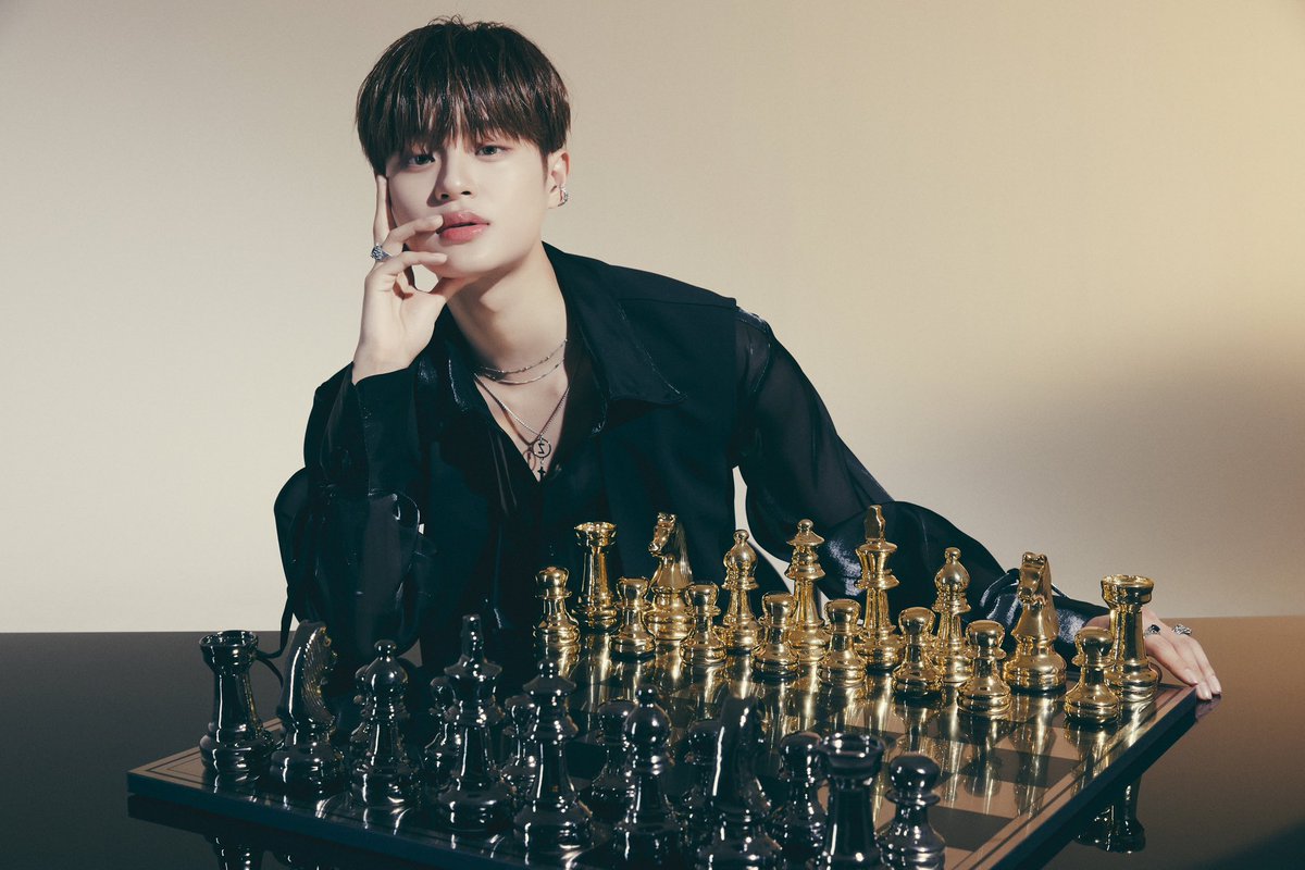 tomydavid1's tweet photo. 23.01.05

Look at the power he holds just from existing. 🖤🤍🦦 #LEEDAEHWI #DAEHWI #이대휘 https://t.co/8Bh3olsm31
