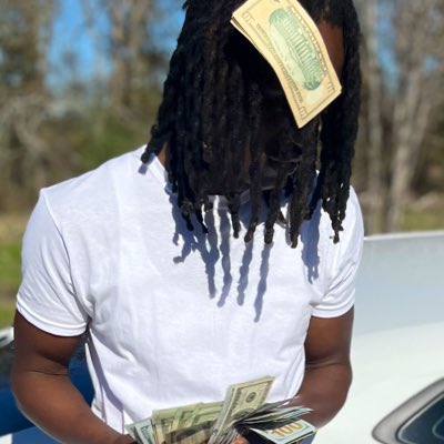 King4Blue's tweet photo. Just pulled a muscle too much flexing https://t.co/zhLqzNtD83