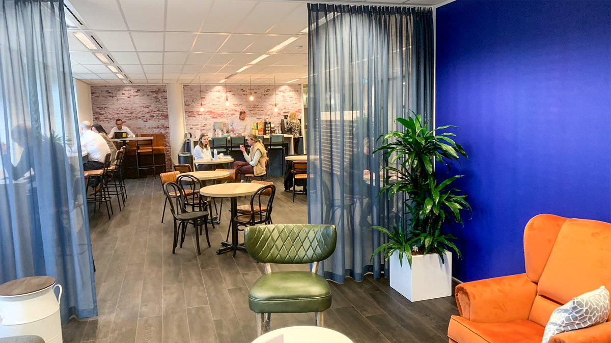 Nieuw jaar, nieuwe energie! De feestdagen liggen achter ons, maar de gezelligheid houden we erin. Even bijpraten in ons nieuwe werkcafé. ☕

#Ausnutria #InfantFormula #Dairy #GoatMilk #Nutrition