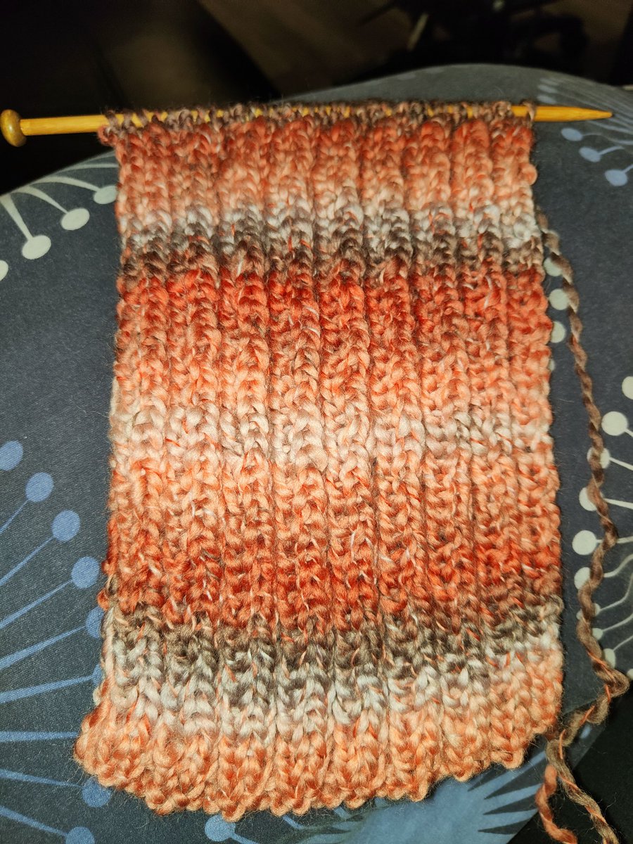 misskellysgifts's tweet image. Isn&apos;t it so lovely when you make all this progress... Only to have to rip it out cause it&apos;s too wide and you&apos;re running out of #yarn and you can&apos;t get more cause it was a gift 😂

#KnitterTwitter #knitterproblems #WIP