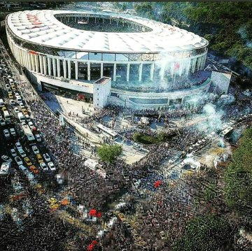Feyza1903JK's tweet photo. Beşiktaş Taraftarı ile bütünleşmediği hiç bir sezon Şampiyon olmamıştır.

#AkınAkınİnönüye https://t.co/Z2KRL8i6pB