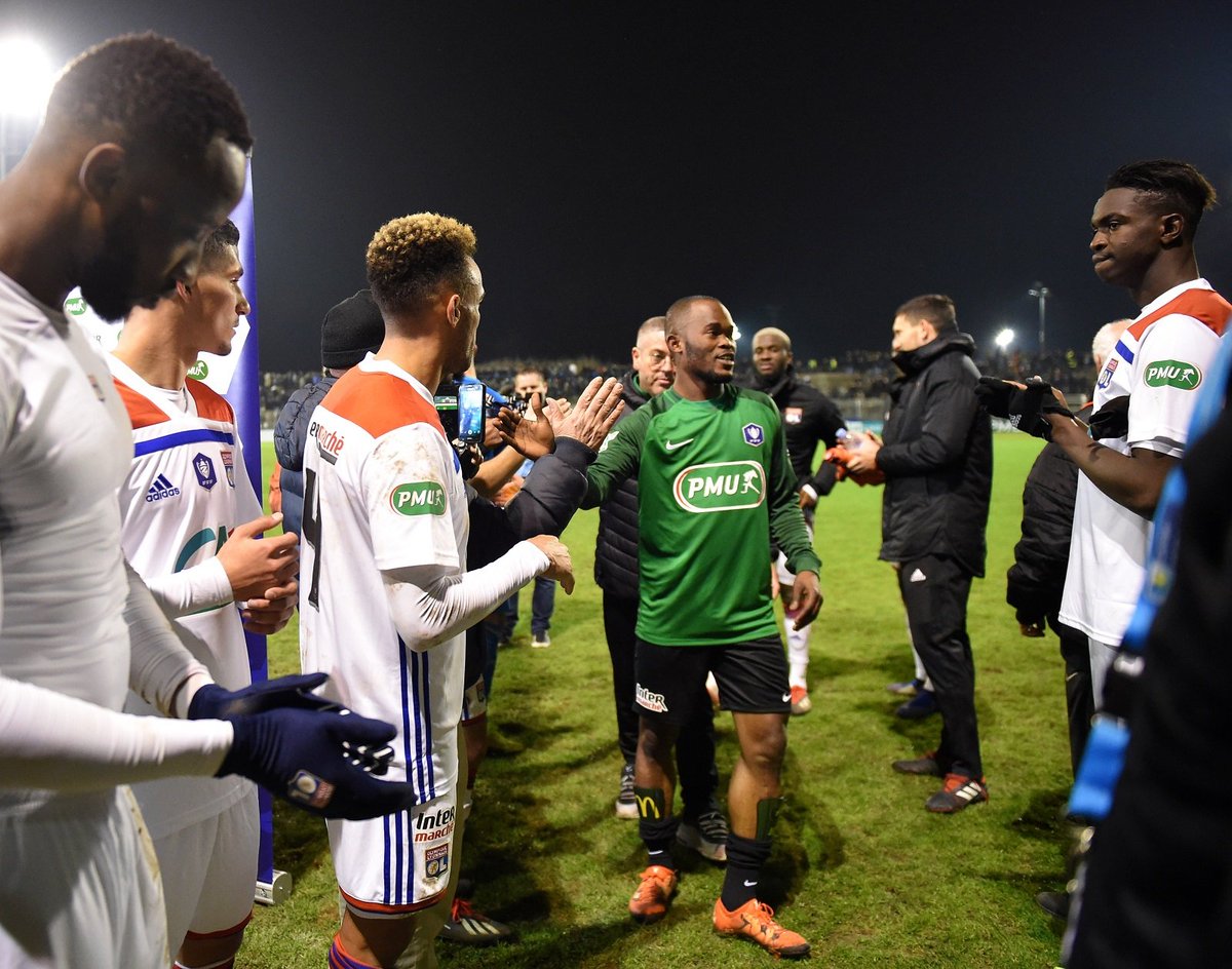 JMA_Drek's tweet photo. C'était il y a 4 ans jour pour jour
Bourges et l'OL s'affrontaient en Coupe de France
La banderole @BerryGones placée en parcage avec nous à l'intérieur
Victoire de l'OL. Premier match en pro pour @MaxenceCaqueret
Moment inoubliable pour nous ⚽
#BFOL https://t.co/4xahDOjrTK
