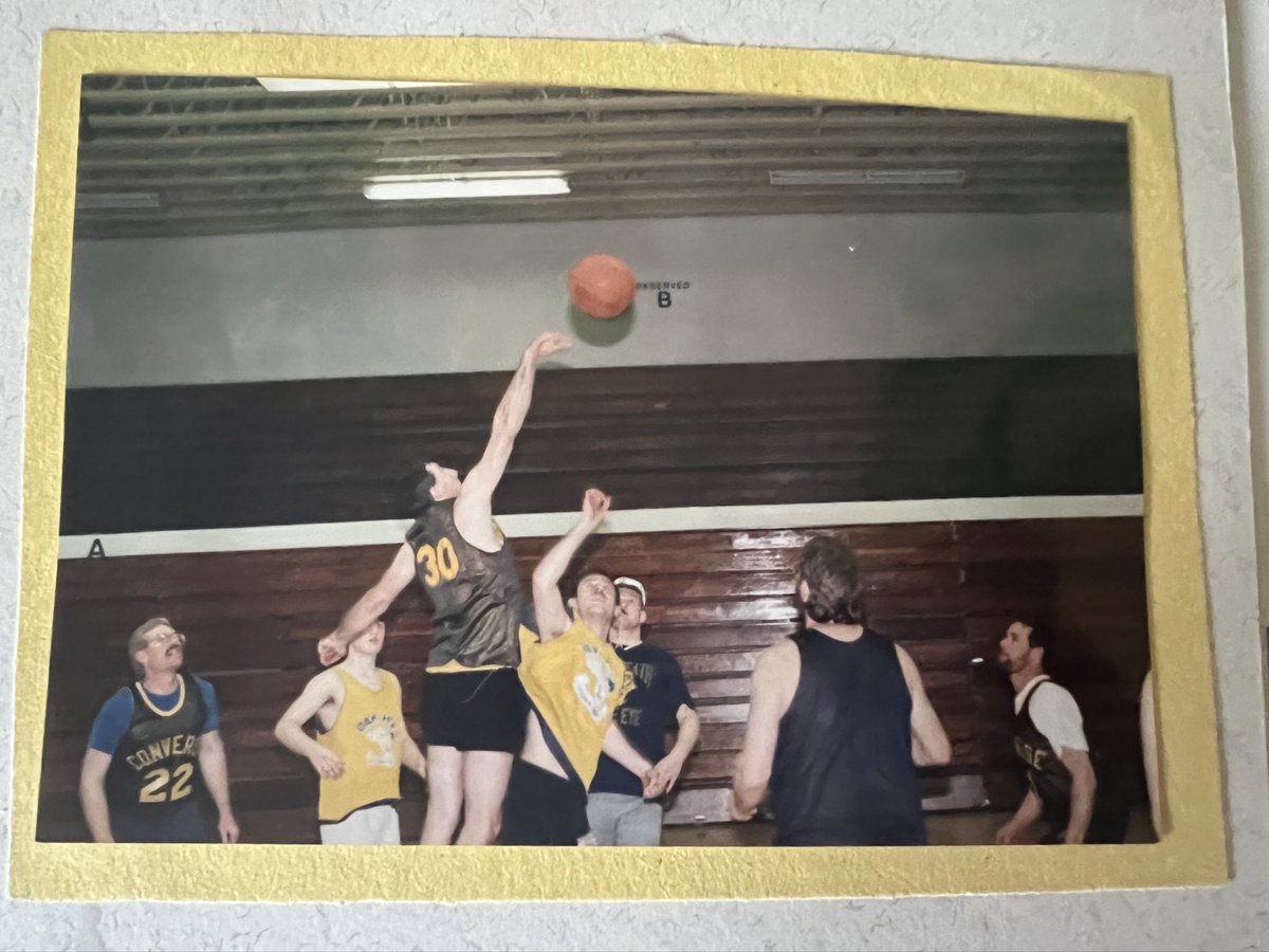 ffa_oakhill's tweet photo. Happy Throwback Thursday!!! In honor of basketball being in full swing, here is the FFA having fun playing basketball together, in ‘93! https://t.co/AIrkqlf37t