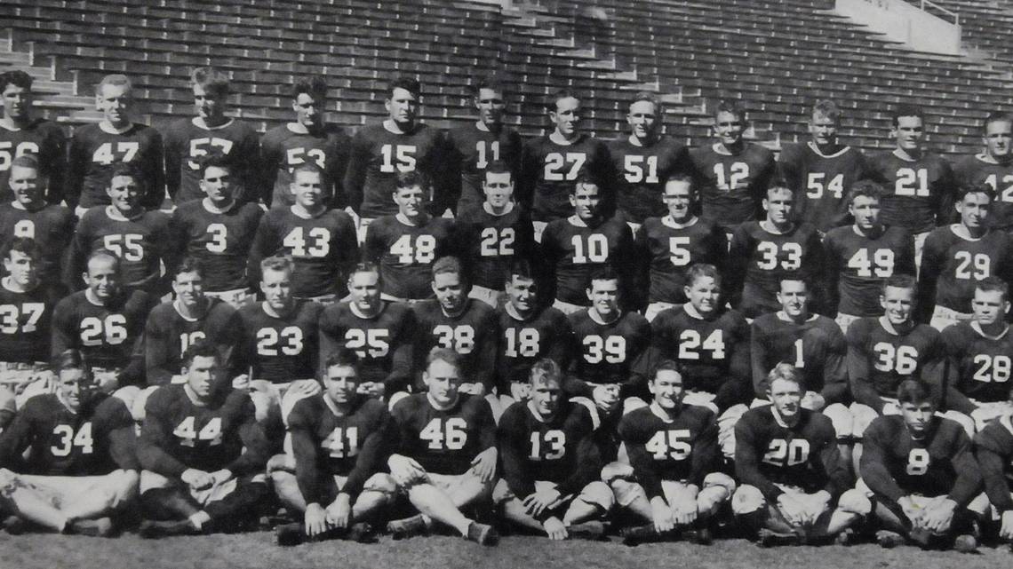 TCU's tweet photo. In honor of the upcoming CFP National Championship, we're throwing it back to 1935 and 1938 when TCU last won a National Championship title. We're looking to make more history on Monday.😉 #TCU150 #ThrowbackThursday #NattyFrogs #GoFrogs https://t.co/IrNBy1ZqB7