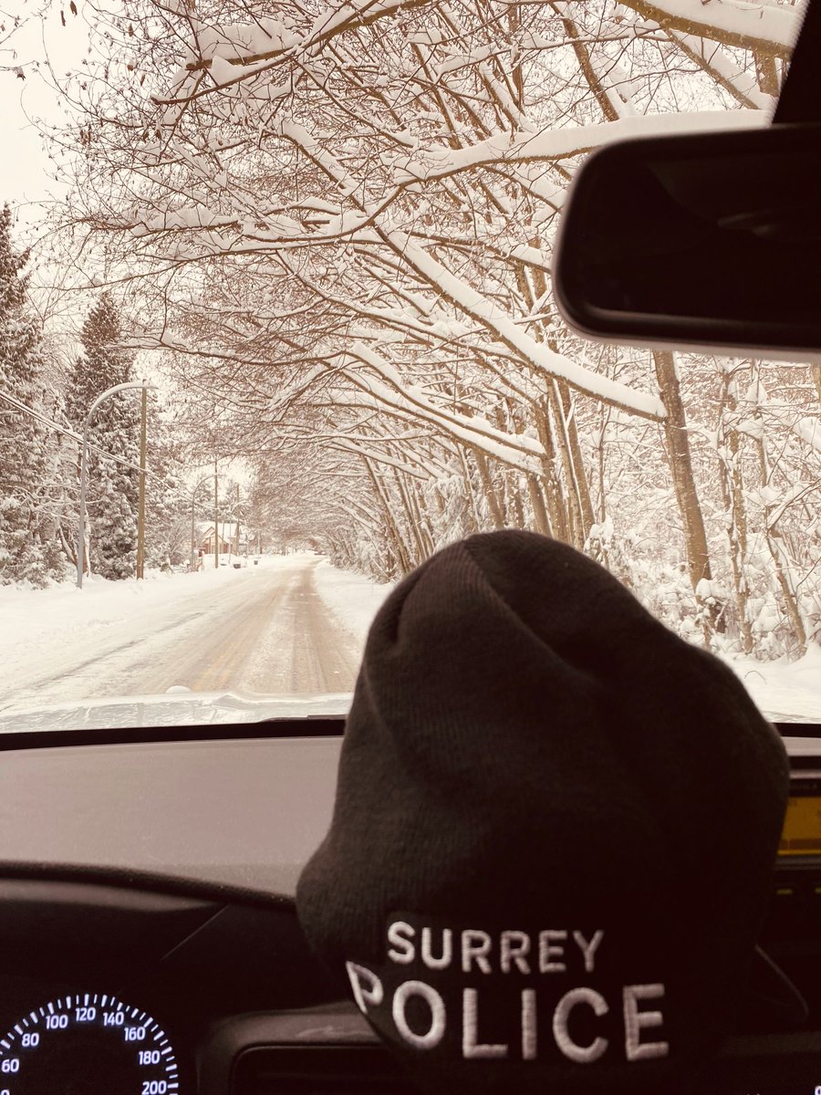 Throwback to a couple of weeks ago when our officers were working in a winter wonderland! Sgt. Paul Cheema snapped this photo after the second snowfall during his shift.  #TBT #FrontlinePolicing