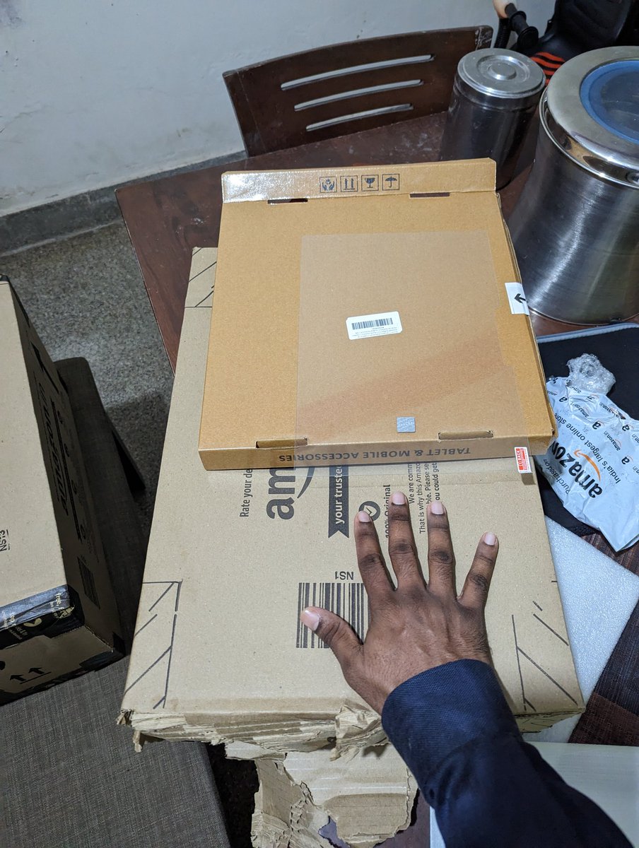eramasz's tweet photo. @amazonIN when you wanna really protect the tempered glass.. https://t.co/23EDPeNG23