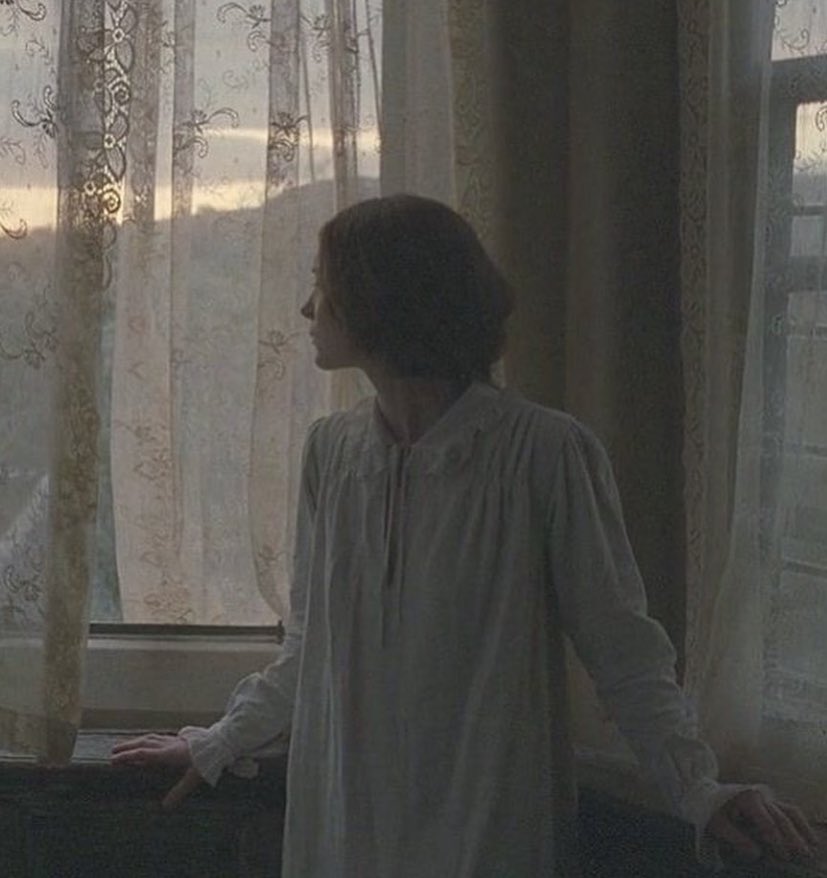 Mia Wasikowska in Jane Eyre (2011)