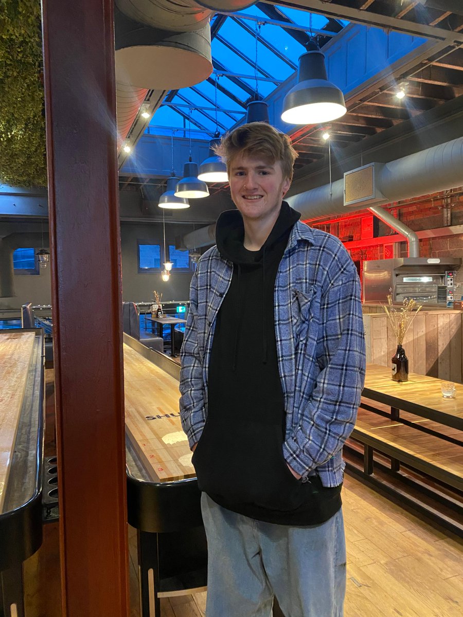 🎉MEET THE TEAM!🎉 Meet Feargal! One of the newest members joining our Crew!😁 FAVOURITE DRINK: Lost🍻 FAVOURITE FOOD: Spicy Chook🌶️ FUN FACT: Feargal does MMA Fighting, and we'd say he's pretty darn good at it!🥊 #brewdogbradford #bradfordbar #barcrew