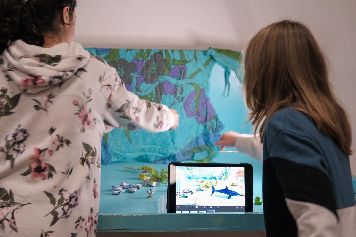 Wat hebben we vandaag genoten van de prachtige animatiefilms KNOR en KONING WORST. De bezoekers van Koning Worst maakten na het zien van de film zelf een stop-motionfilmpje met prachtig resultaat! Mooie samenwerking met Filmhuis Emmen!